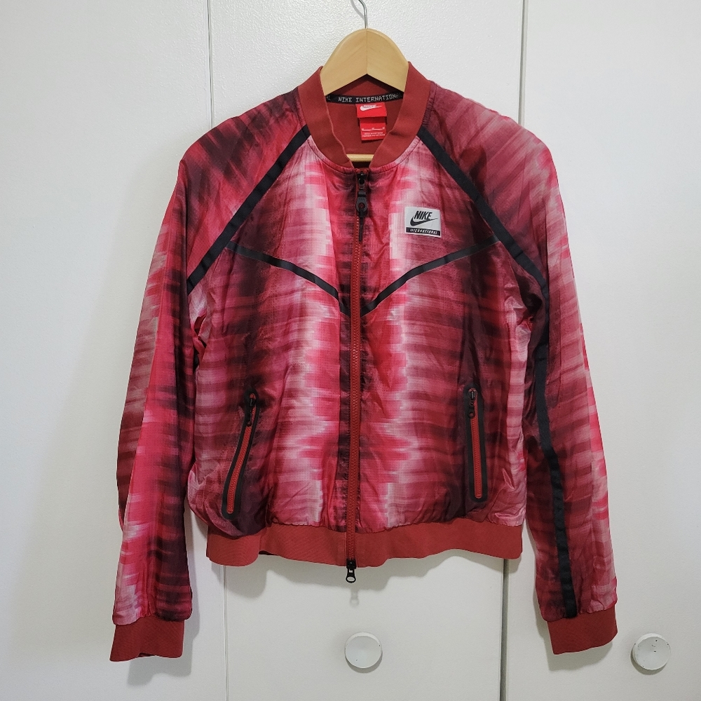 Womans Nike International Bomber Jacket. Medium.